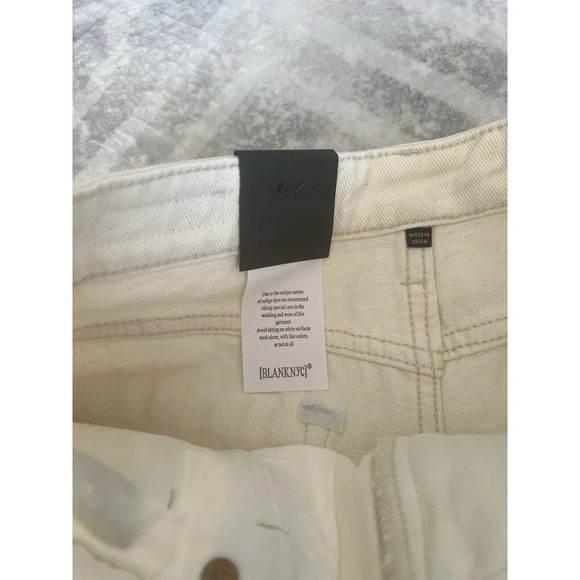 BLANK NYC The Reece Shorts Women 26 Ray of Sunshine Denim‎ Floral Crochet Nwt - Picture 4 of 5